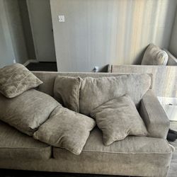 Extra Large Sectional And Ottoman SERIOUS INQUIRIES ONLY‼️‼️‼️