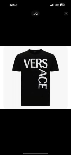 New Versace XLarge Tshirt $495 selling $250 Cash only