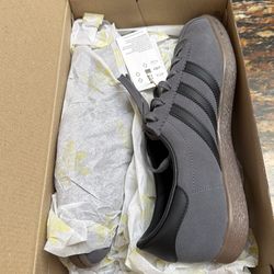 Adidas Men’s STADT Size 9 Blk/gry