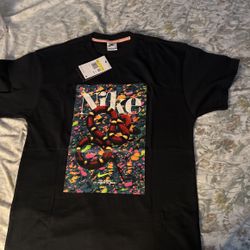 Nike T Shirt Black Small