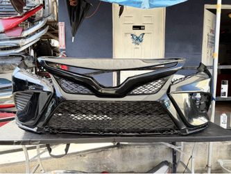 Toyota Camry 2018–2020 front bumper Oem