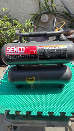 Compresor Senco 2.5 galones como nuevo