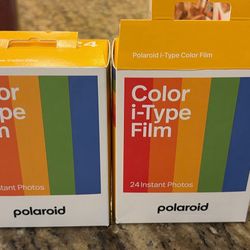 40 Color Instant Film By Polaroid 