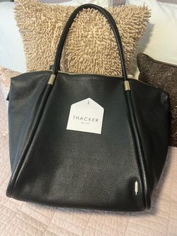 Thacker NY Women’s Shoulder Bag