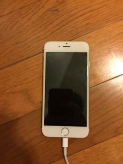 iPhone 6 T-Mobile (Needs a new battery)