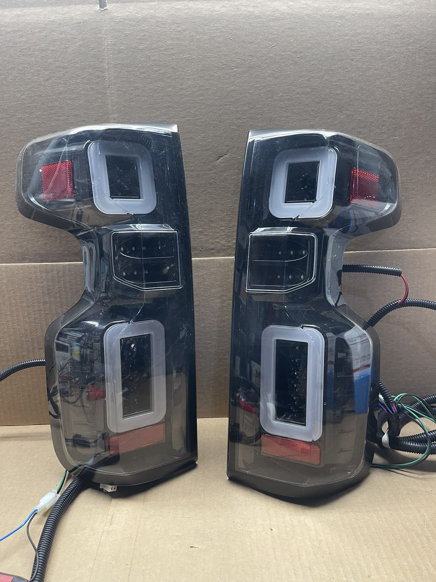Ot131 Fit 19-23 Chevy Silverado 1500 Full Led Taillight Pair