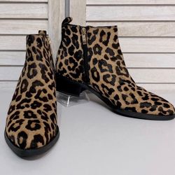 NWOB Franco Sarto Domingo Leopard Ankle Bootie Size 6M