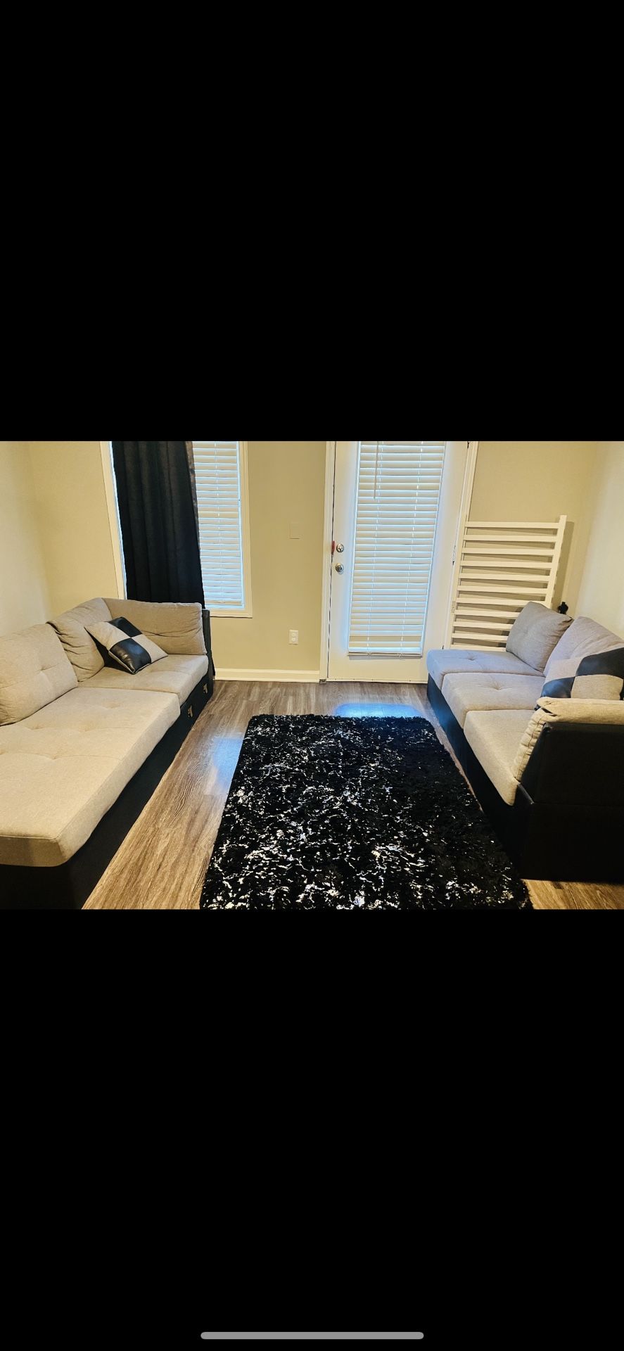 Furniture/Samsung Tv