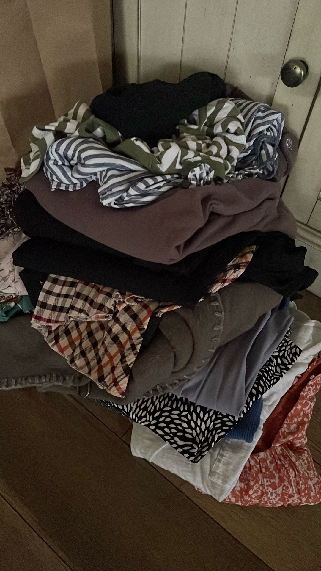 Women’s clothes bundle