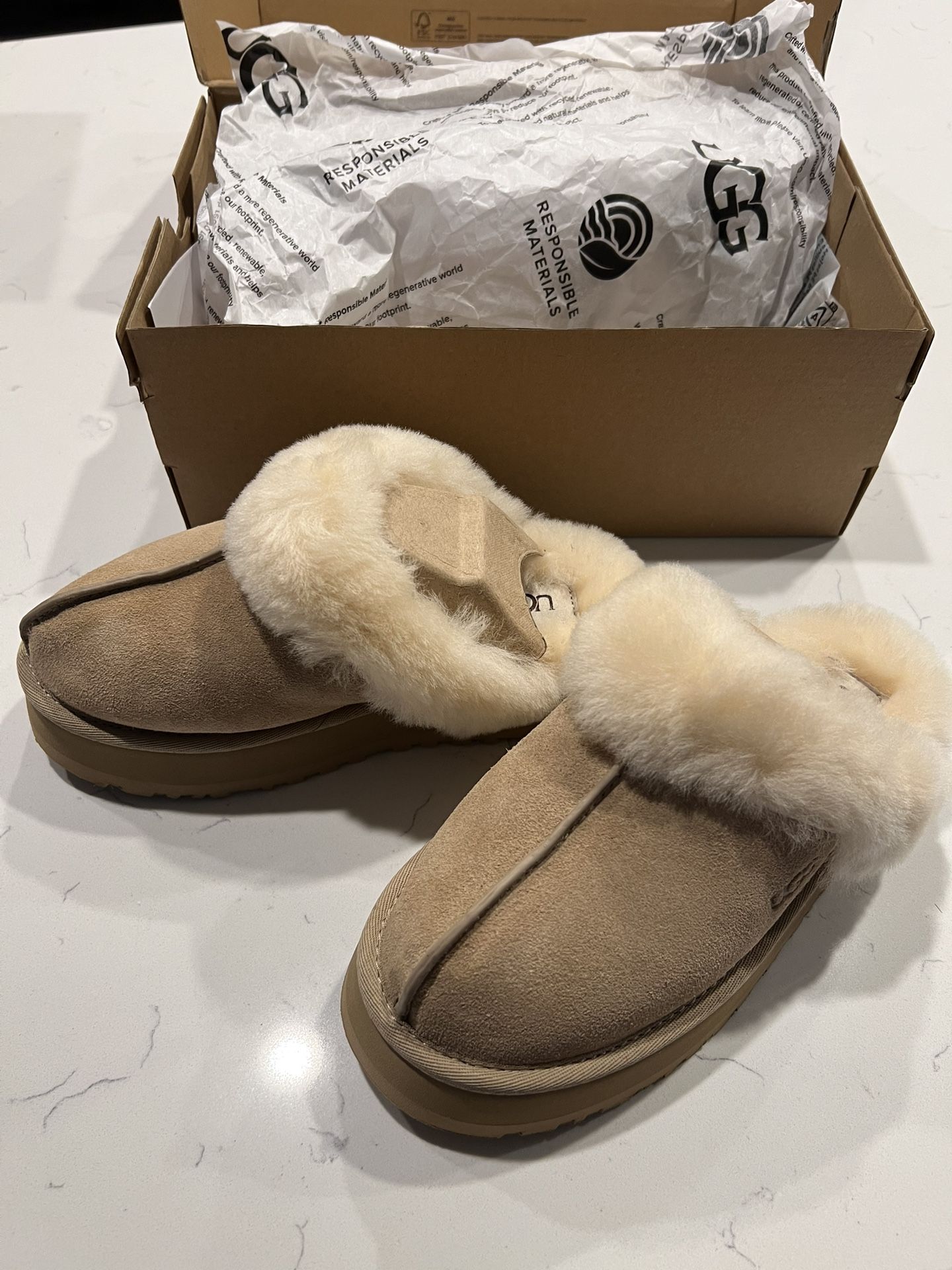 Brand New UGGS