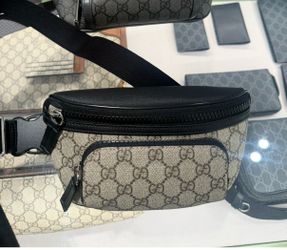 Gucci GG Supreme Belt Bag