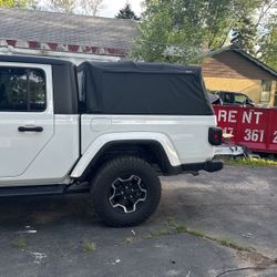 jeep gladiator bed camper