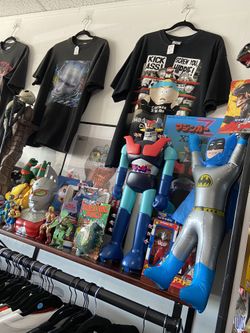 VINTAGE TOYS CLOTHES Shirt Godzilla  WHITTIER COLLECTIBLES 