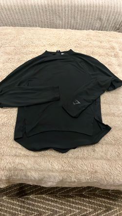 Small workout long sleeve shirt