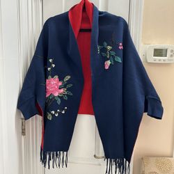 Embroidery Shawl With Sleeve 