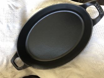 Case Iron Enamel Shallow Ovals 