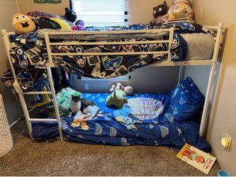 Bunk bed with two mattresses!