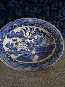 Blue Willow Oval Ceramic Plate