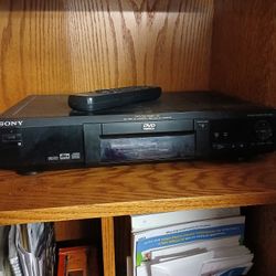 SONY! DVD PLAYER! MUST GO!