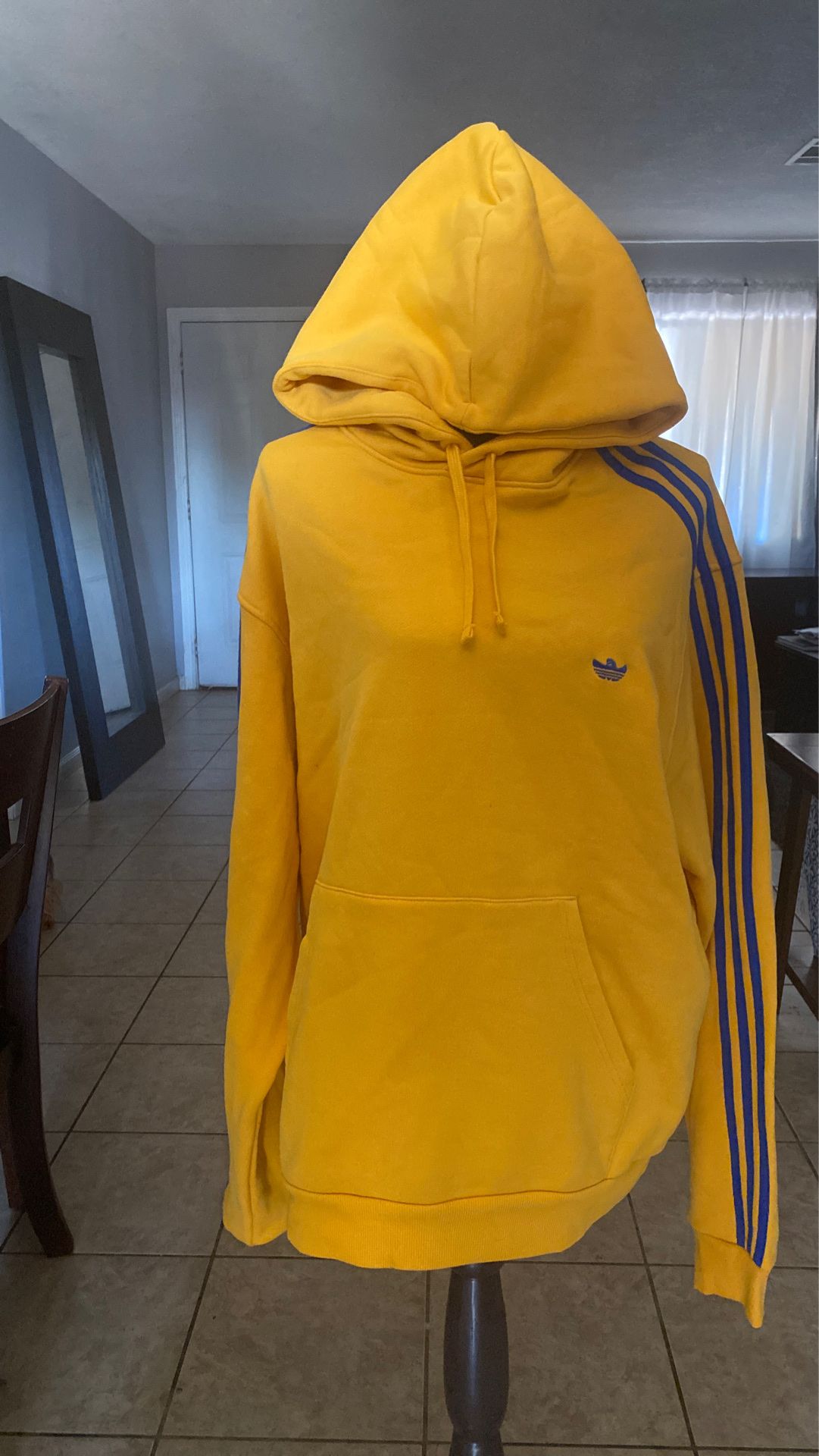 Adidas skateboarding mini shmoo gold/yellow hoodie XL