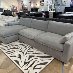 Brand New ▪️ $19 Down Payment Finance ▪️▪️Elyza Gray 3 Piece Sectional with Chaise 