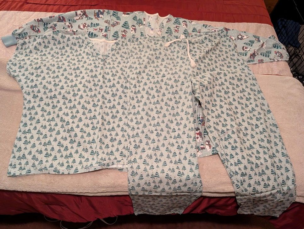 3 Piece Winter Scrub Set size Medium