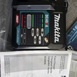 Makita 40v charger