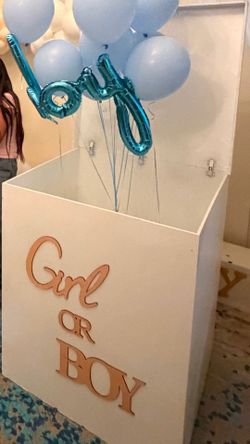 Custom gender reveal box