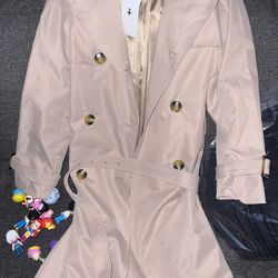 Brand New Womens Size Medium Trench Coat Orolay Brand 