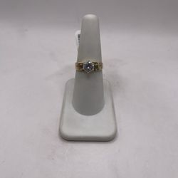14kt Tri-Color Gold Engagement Style Ring w/ Dia Cut Design 