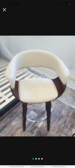 Breakfast Chair/ Barstool