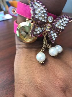 Pink butterfly rhinestone watch with hanging pearls