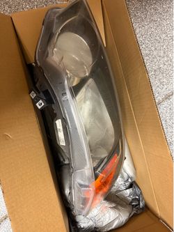 Honda civic 2011 headlight assembly