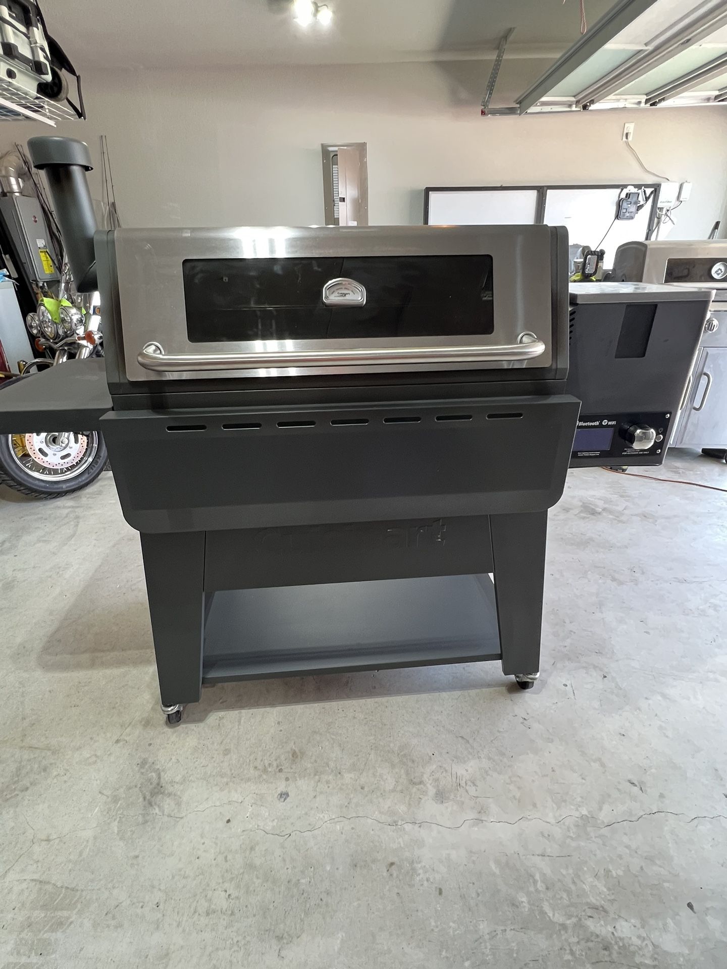 Cuisinart Oakmont Pellet Grill - Used Once