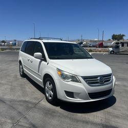 2011 Volkswagen Routan
