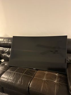 65” Curved 4k Samsung TV Good Condition