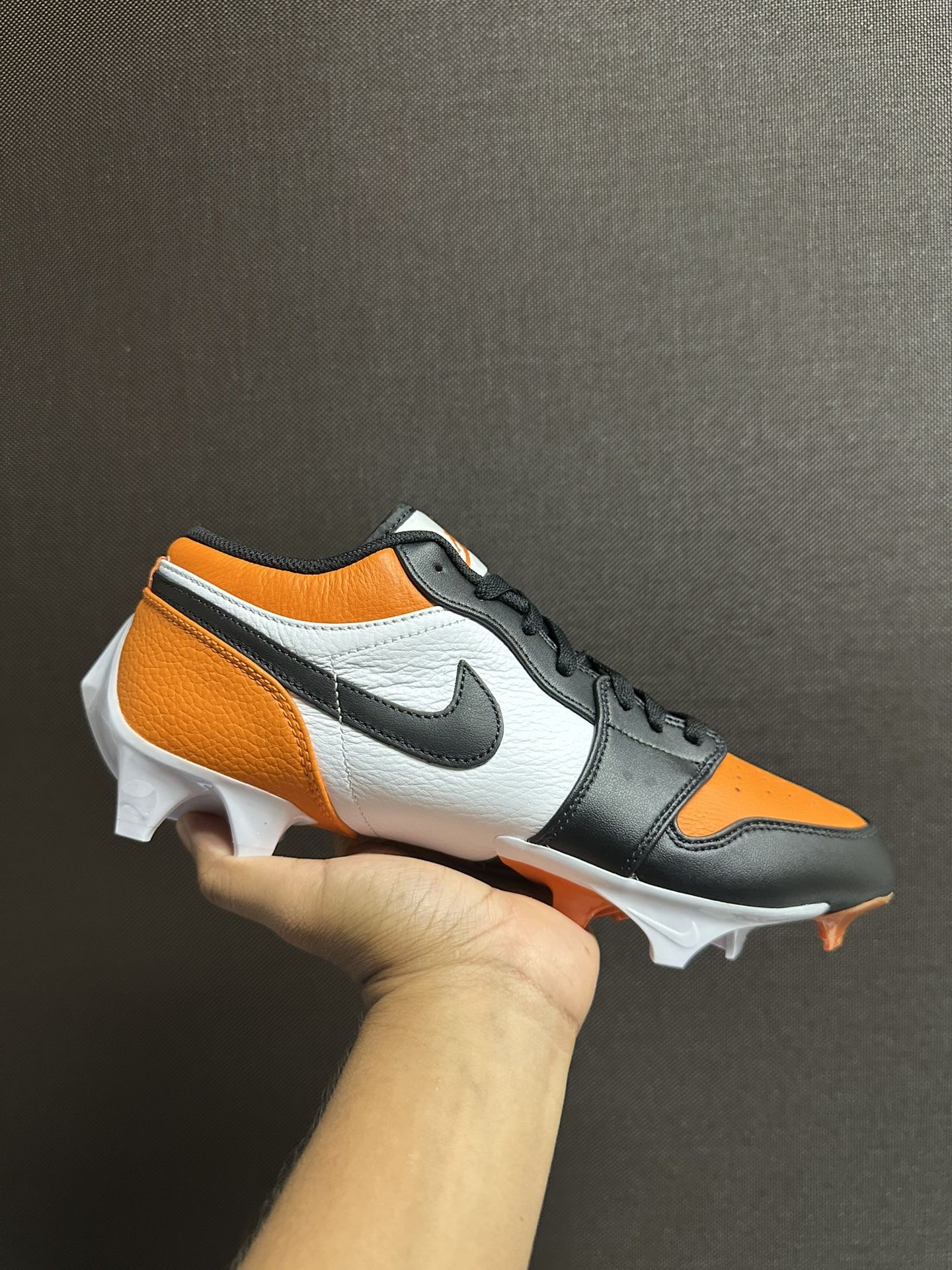 Jordan 1 Low Cleats ( Men’s)