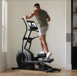 Elliptical (AirGlide 14i) W/ Free Dumbells