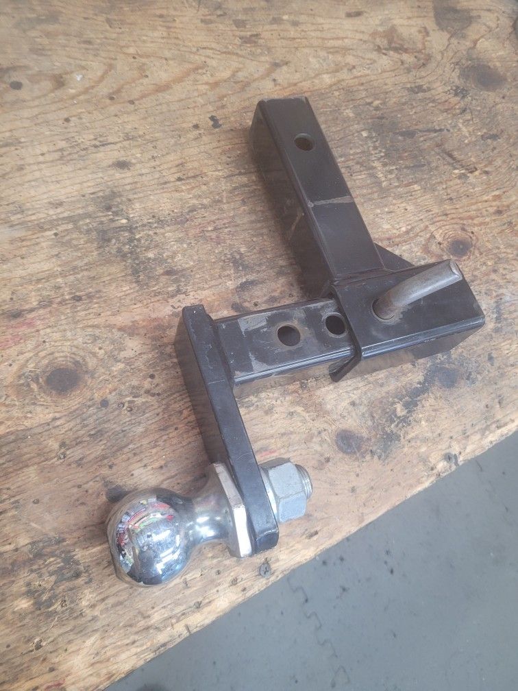Trailer Hitch Adjustable