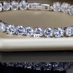 New 18k White Gold Tennis Bracelet 