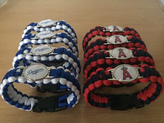 Survival Paracord Bracelet