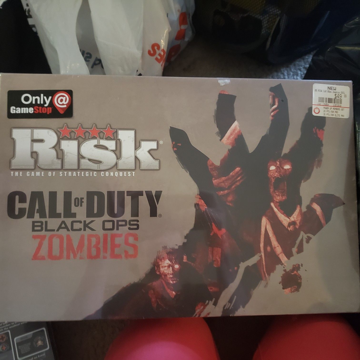 RISK - Call of duty- black ops Zombies