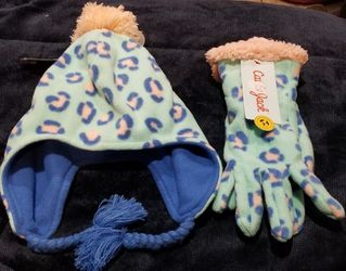 Cat and jack 8/16 hat and gloves girls