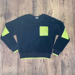 Champions fleece crewneck sweater women’s size medium excellent condition