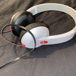 Skull Candy 🍭 Headphones 🎧