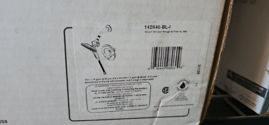 Delta Arvo Shower Faucet With In2ition 4-Setting Dual Head In Matte Black (Valve Included)