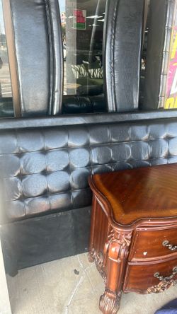 Used king bed with 2 nightstands