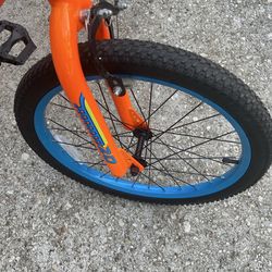 Schwinn Aerostar 20 inch boys bicycle (Age 7-13)