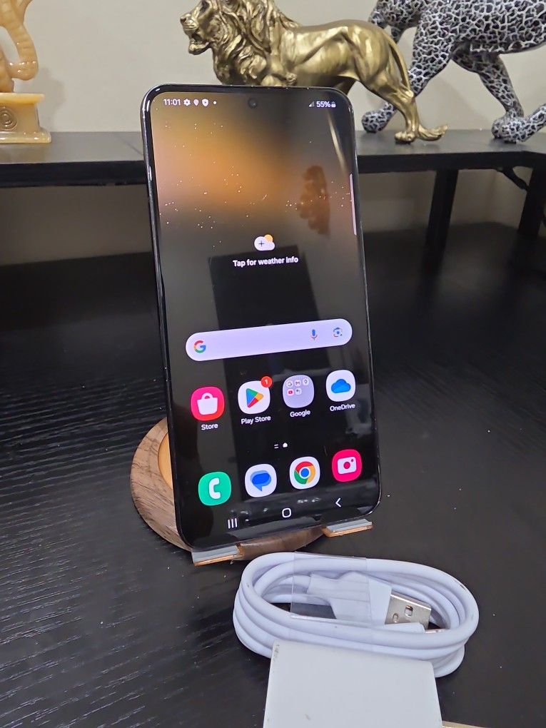 Unlocked Samsung Galaxy S22