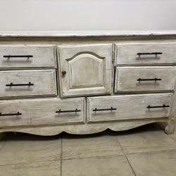French Chic 8 Drawer Solid Wood Dresser